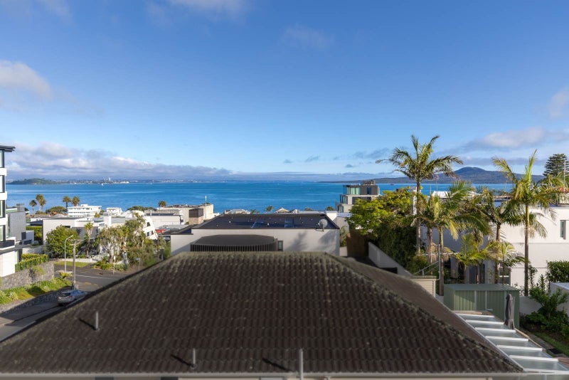 Supreme Position, Pure Gold64510950656898114