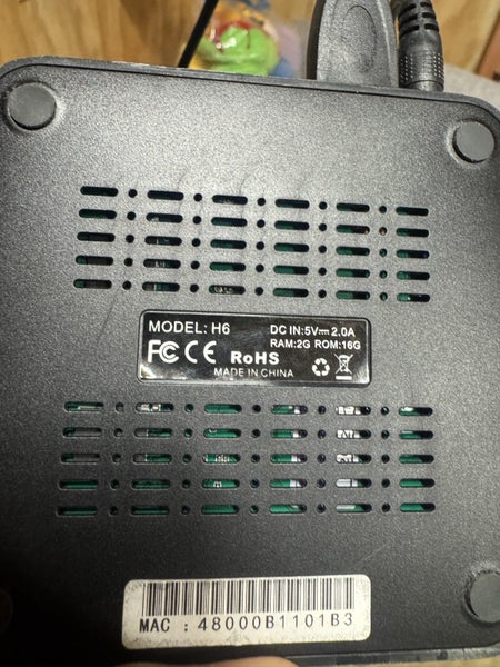 $1 reserve Sony LCD 21” digital freeview + smart box Carousel 7