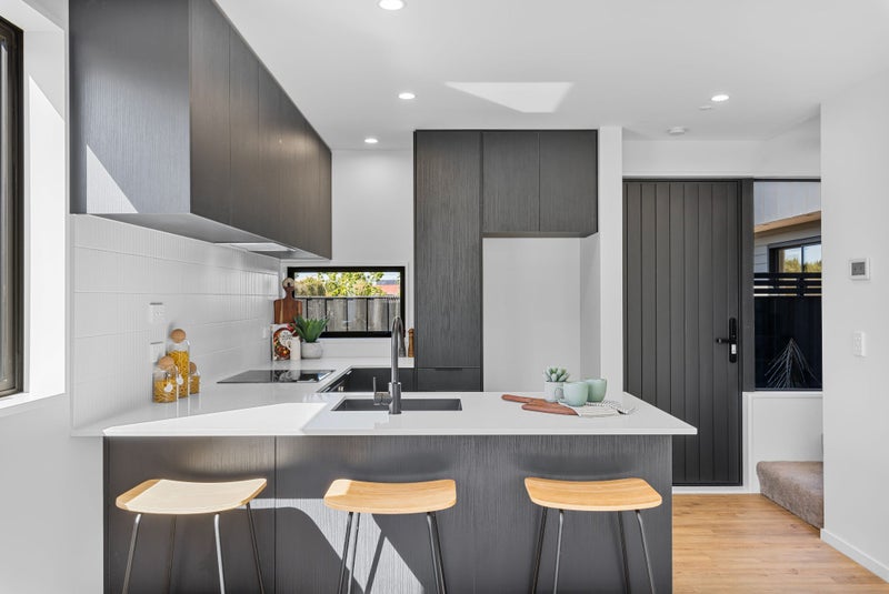 Phillipstown, 2 bedrooms64513347080705112