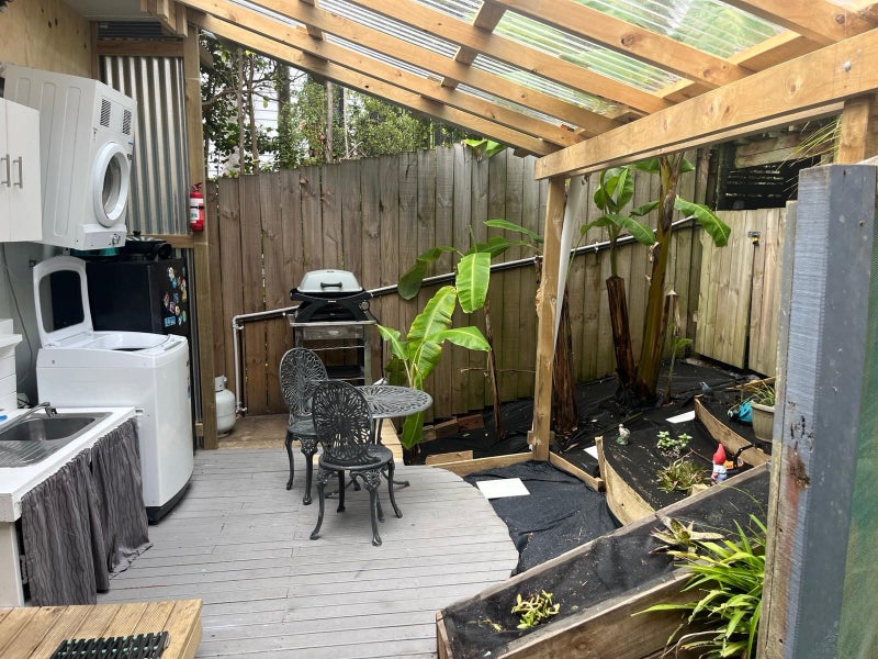 Point Chevalier, 1 bedroom64513692955266113