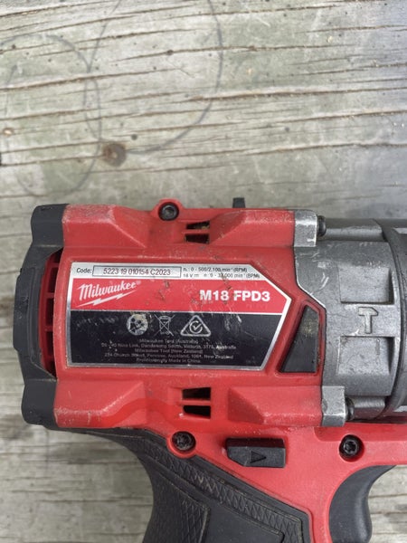 Milwaukee M18 brushless drill Carousel 3