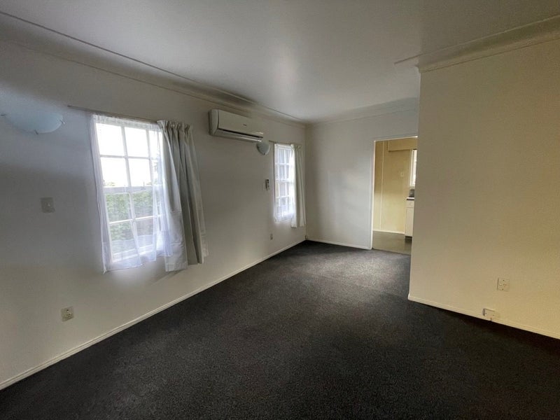 Manurewa, 2 bedrooms64514657704322112