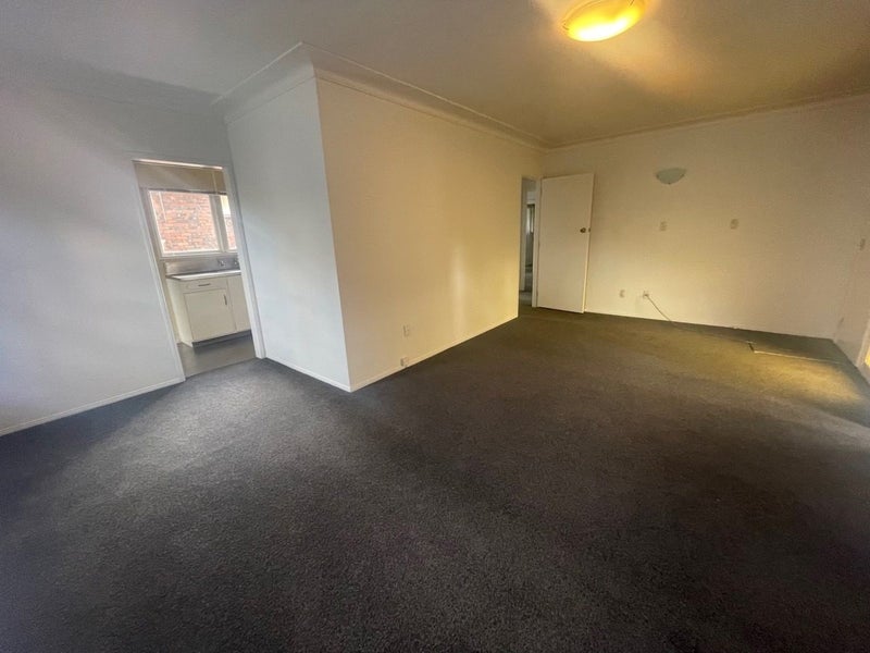 Manurewa, 2 bedrooms64514657704322113