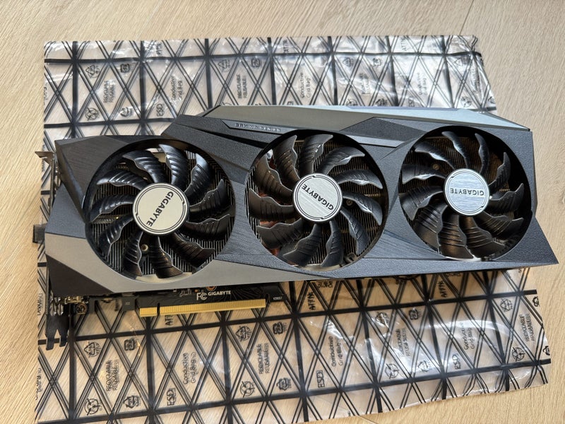 Gigabyte Geforce RTX 3080Ti Gaming OC 12GB GDDR6X $1 reserve Carousel 1