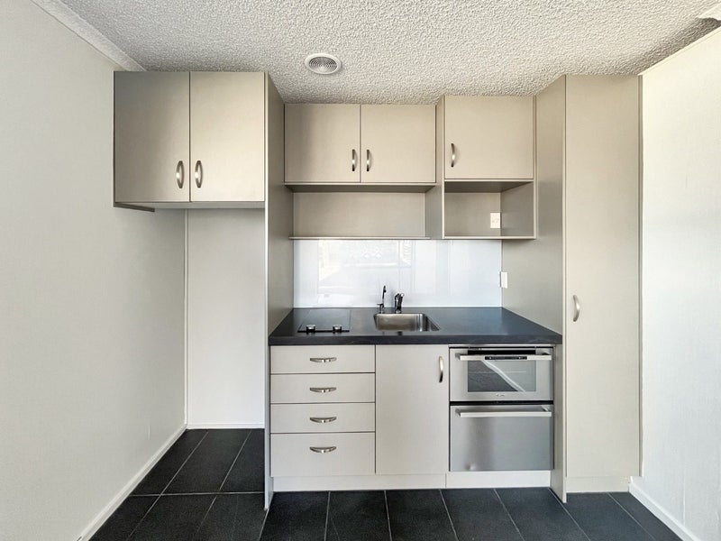 Westbrook, 1 bedroom64514961644802111