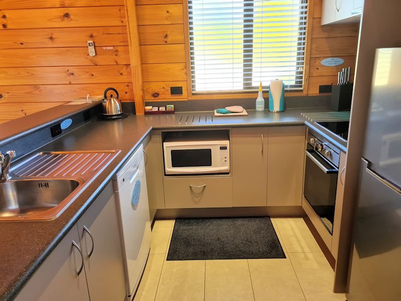 Timeshare Ownership / Two Weeks for Sale / Kaimanawa Lodge – One-Bedroom Unit64515142862595112