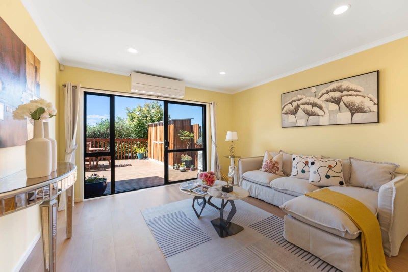 Your Low-Maintenance, Prime Location Home!64515451213569114