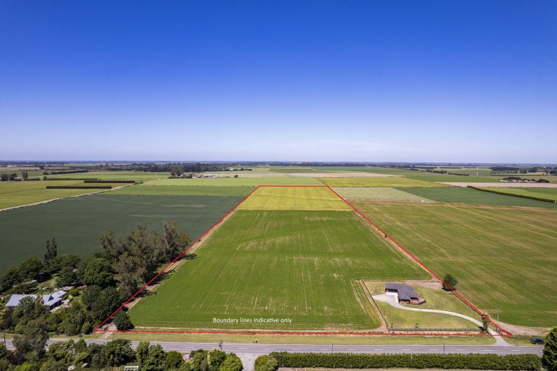 Lifestyle with scale – Your Courtenay escape64515841963523111