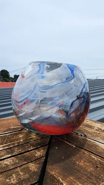 ~" Art Glass Vase "~ Carousel 1