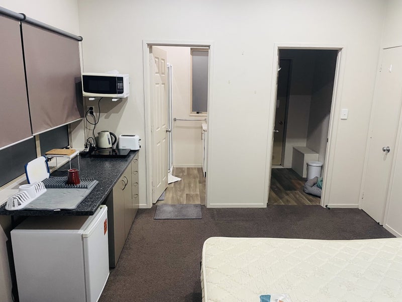 Albany, 1 bedroom64515687732866110