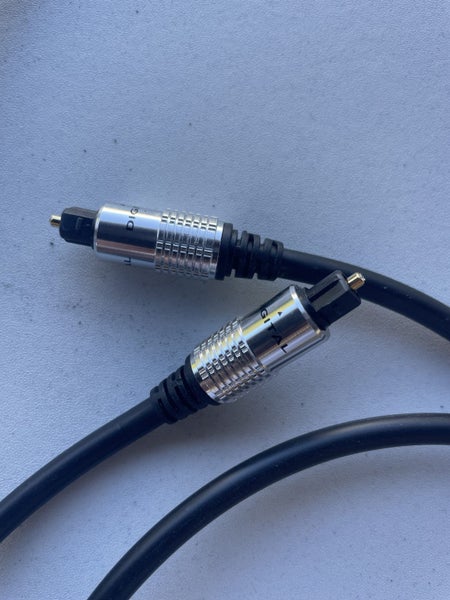 Optical Cable - 2 metres long Carousel 1