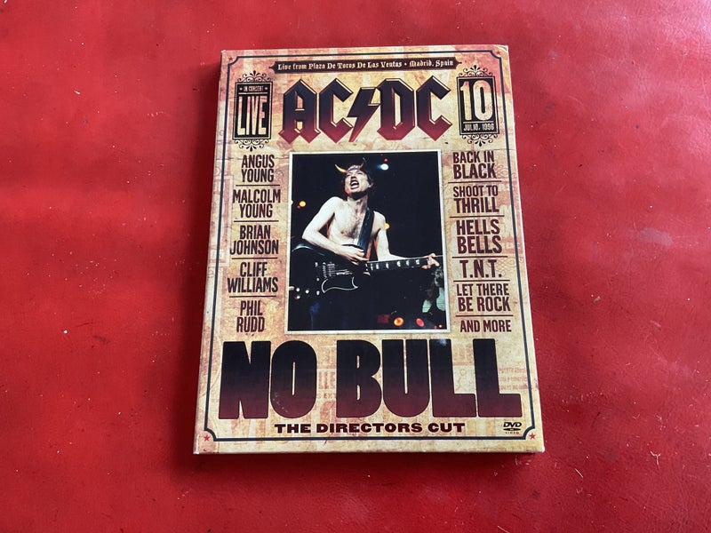 AC/DC - No Bull (Directors Cut) Carousel 1