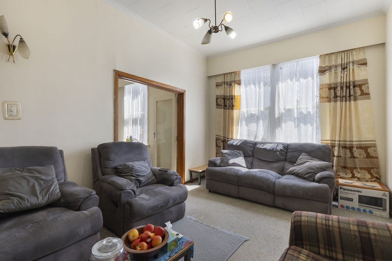 Cinderella Potential in Berhampore64516546279681114