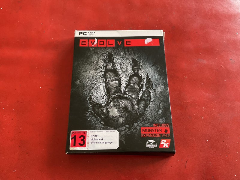 Evolve (Includes Monster Expansion Pack) Carousel 1