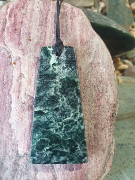 Pounamu Greenstone Toki Pendant Carousel 4