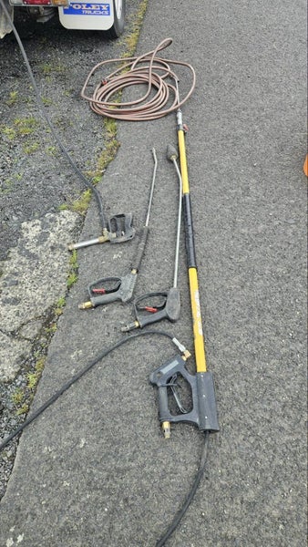 Commercial waterblaster setup x 2 Carousel 11