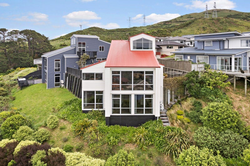 Stand out property, uniquely designed.64517026530435110