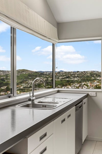 Stand out property, uniquely designed.64517026530435112