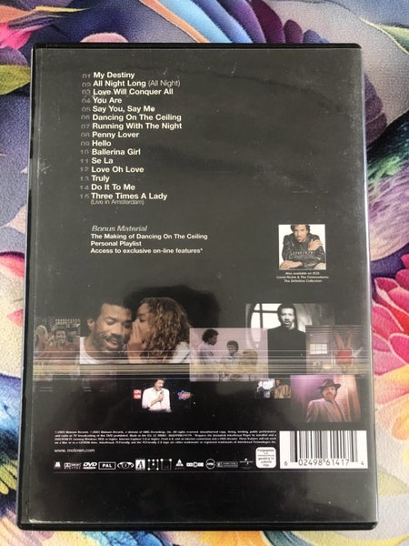 “Lionel Richie: The Collection.” Carousel 2