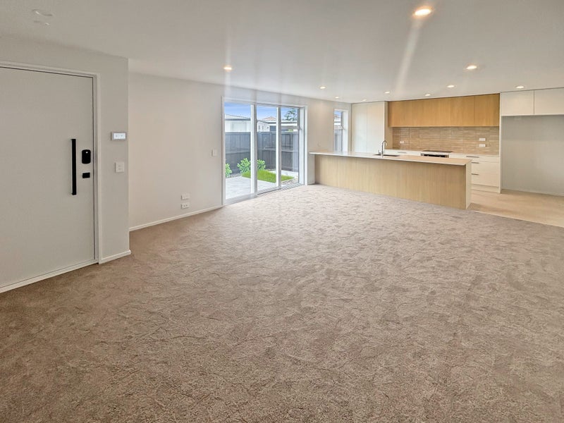 Wainoni, 3 bedrooms64517427053442113