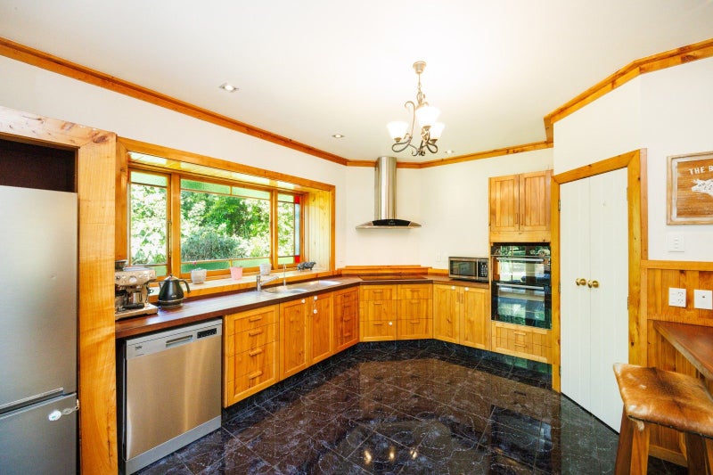 Near 20 acres, home, studio and big shed!64517525533955112