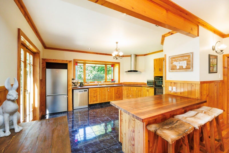 Near 20 acres, home, studio and big shed!64517525533955114