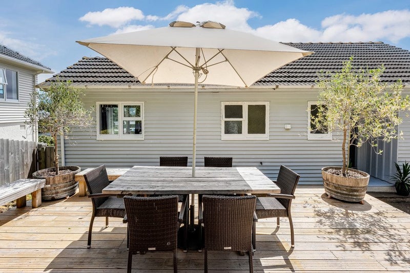 EXCEPTIONAL SUNNY FAMILY HOME64595494064899110