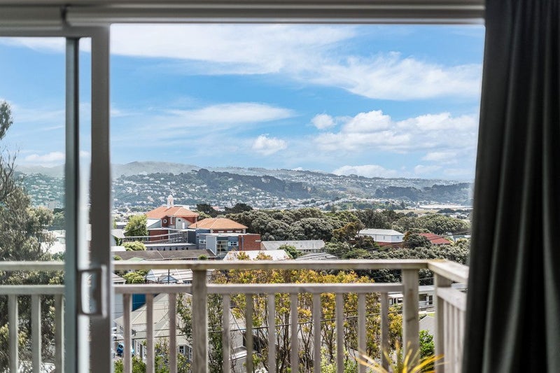 EXCEPTIONAL SUNNY FAMILY HOME64595494064899112