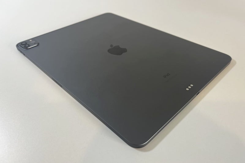 iPad Pro 12.9-inch (4th generation) 512gb Space Grey Carousel 10