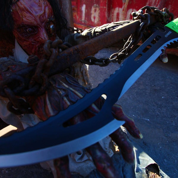 Z-Hunter Zombie Green Paracord Machete Carousel 2