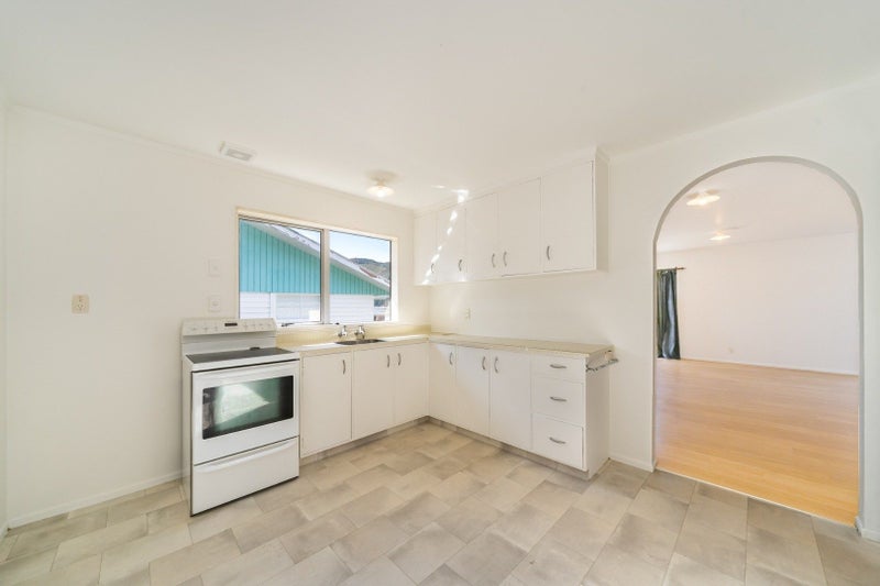 Wainuiomata, 3 bedrooms64518219153154113