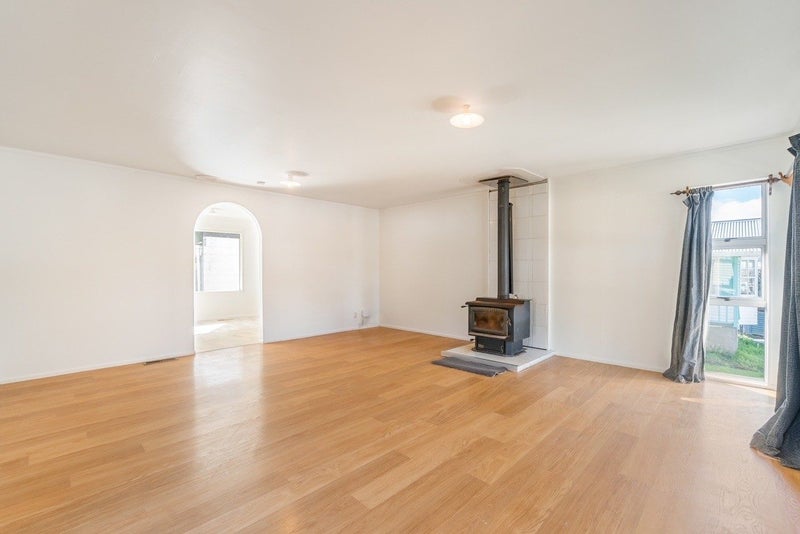 Wainuiomata, 3 bedrooms64518219153154114