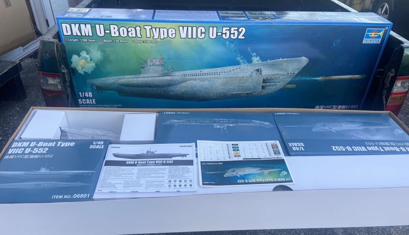 Trumpeter 1/48 Scale DKM U-Boat Type VIIC U-552 Plastic Model Kit 06801 Carousel 10