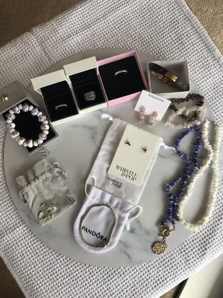 PANDORA :: GUESS :: MORE $$1-00 RES :: EXTRA EXTRA Read all about it64518359629954110