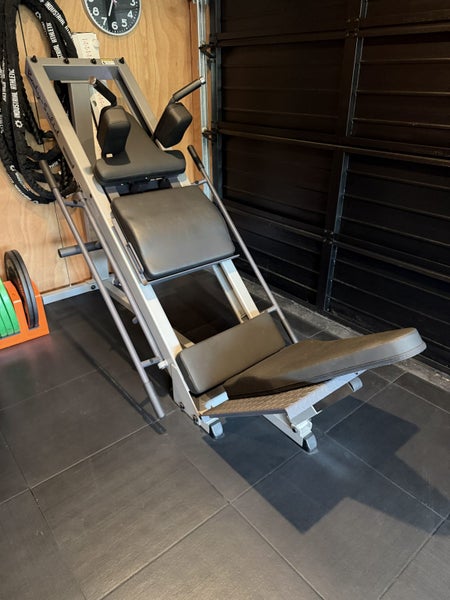 Body Solid Leg Press/Hack Squat64518583547010111