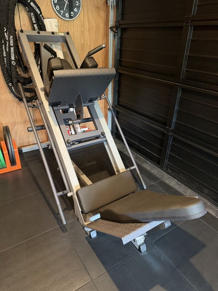 Body Solid Leg Press/Hack Squat64518583547010113