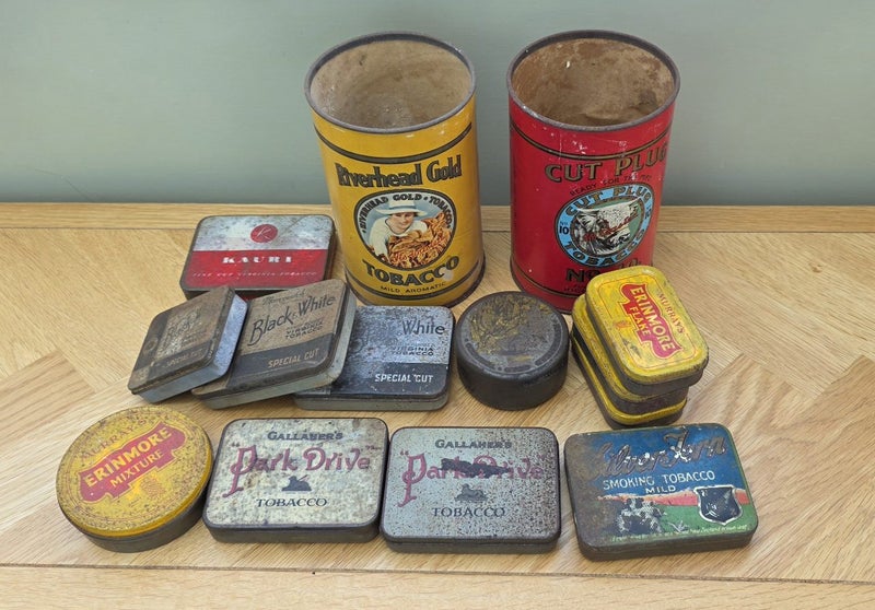 Vintage NZ Tobaaco Advertising Tins Job Lot. Carousel 1