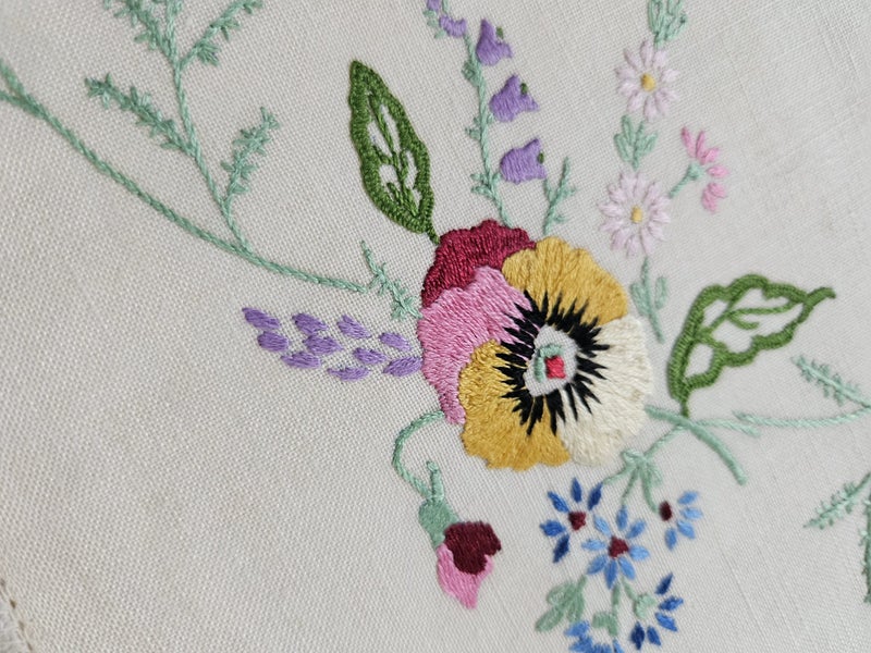 Vintage Hand Embroidered & Crochet Linen Traycloth #3 Carousel 2