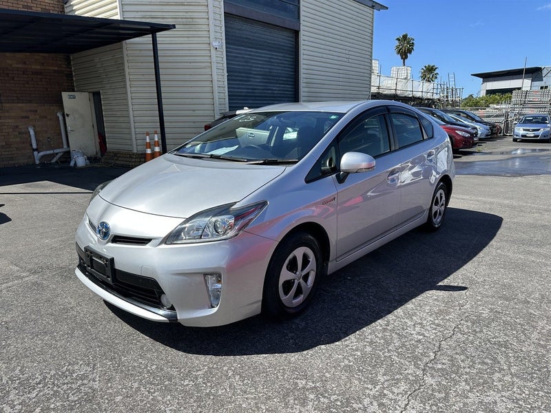 2015 Toyota Prius 1.8 S Reversing Camera64629146250371112