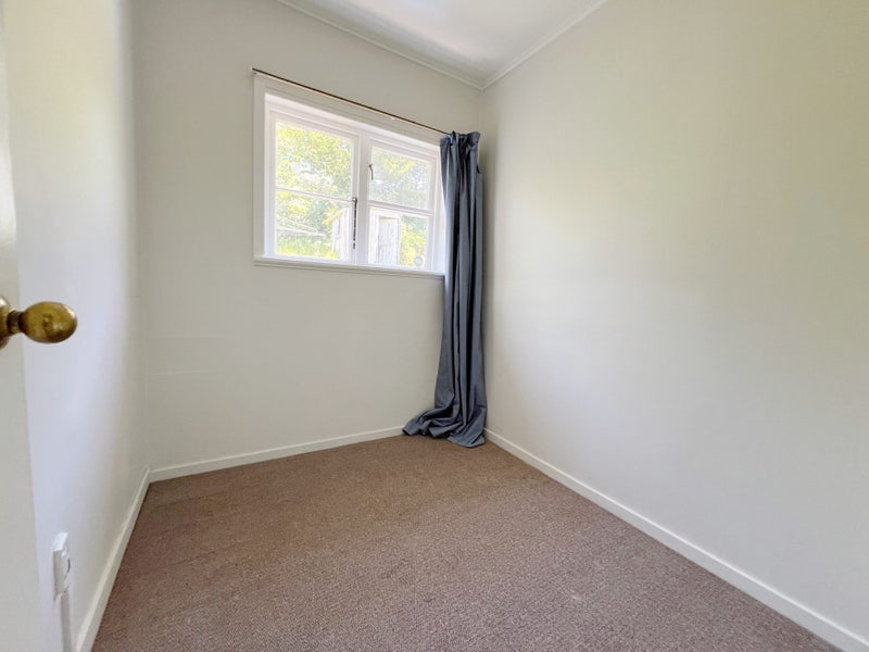 Mount Roskill, 2 bedrooms64519984438786112