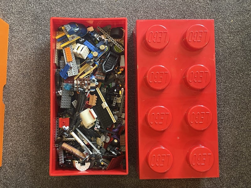 Lego in Red Lego 8 Brick Storage Box64520550370049110