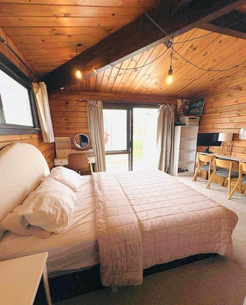 Wattle Downs, 4 bedrooms64525170328451110