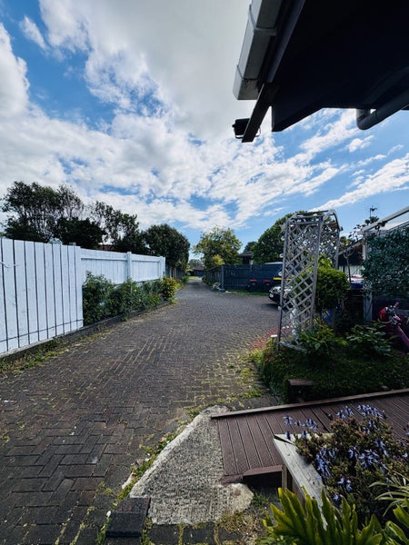 Wattle Downs, 4 bedrooms64525170328451114