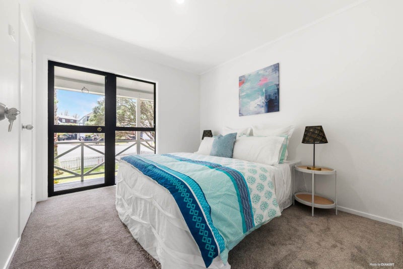 Renovated Gem, Prime Corner Section, Move-In Ready64521955713027112