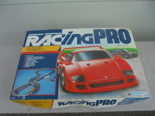 +-+- RACING PRO SLOT CAR SET -+-+ Carousel 1