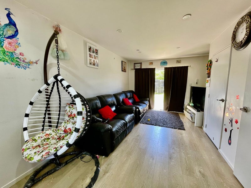 Papakura, 2 bedrooms64524230818051113