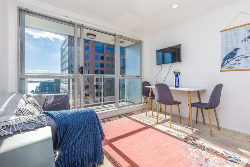 Scorcher!!!64524731953281114