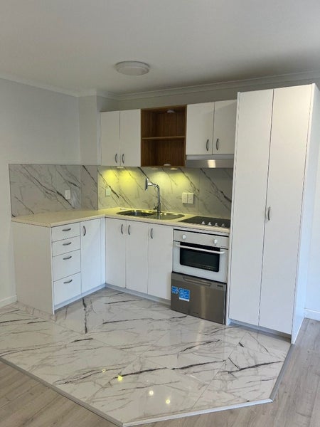 Albany, 2 bedrooms64524828589187113