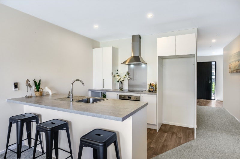 Bader, 3 bedrooms64525128667139112