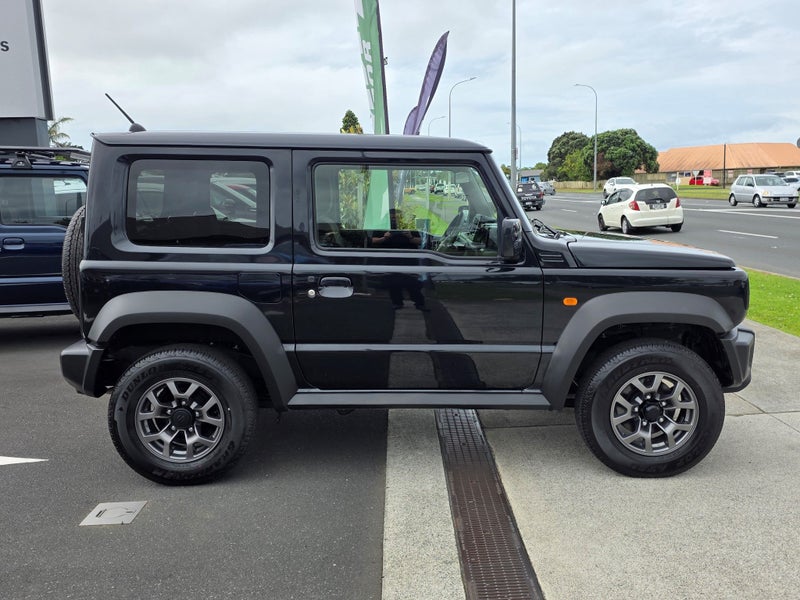 2024 Suzuki Jimny64525336978178113